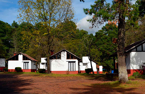 Cabañas Centro Turístico Angahuna Michoacán